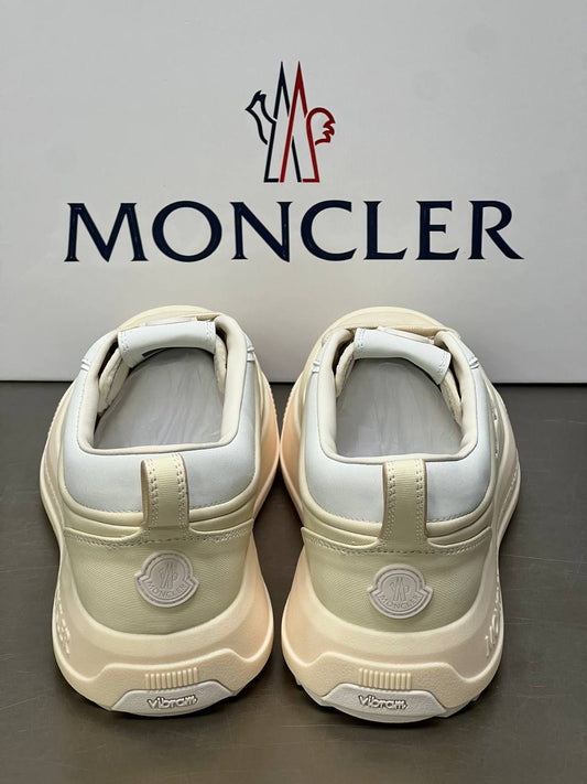 MONCLER PATIKE