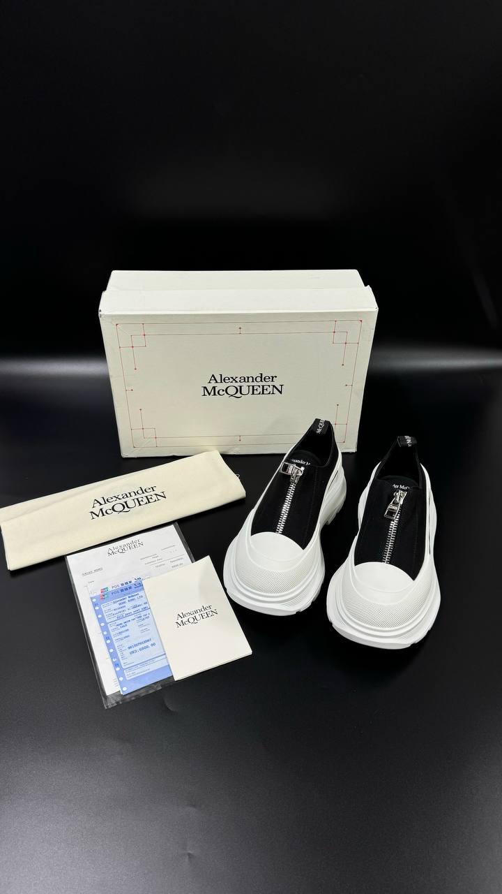 ALEXENDER MCQUEEN PATIKE