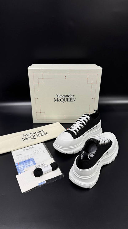 ALEXENDER MCQUEEN PATIKE