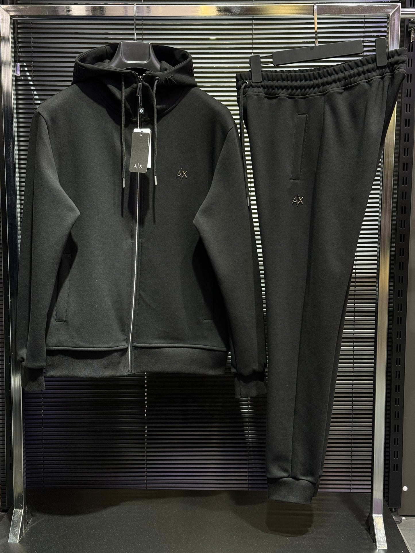 ARMANI EXCHANGE TRENERKA