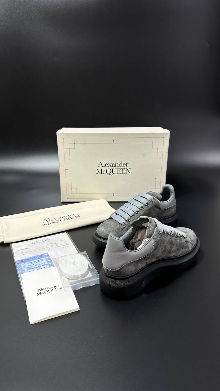 ALEXENDER MCQUEEN PATIKE