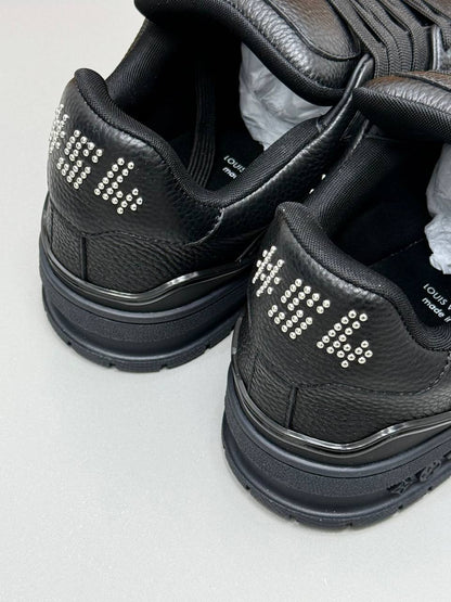 LOUIS VUITTON PATIKE