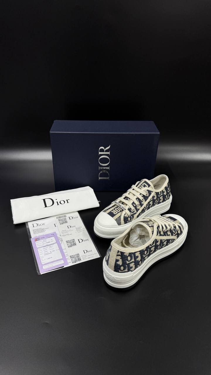 DIOR PATIKE