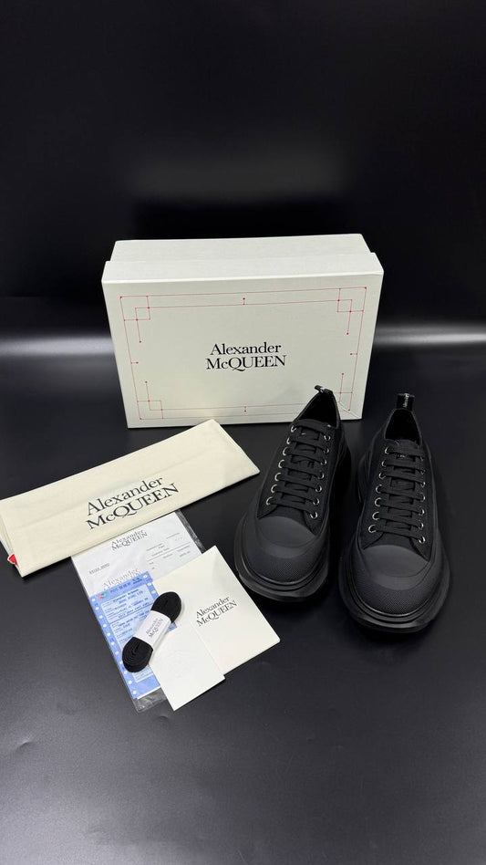 ALEXENDER MCQUEEN PATIKE