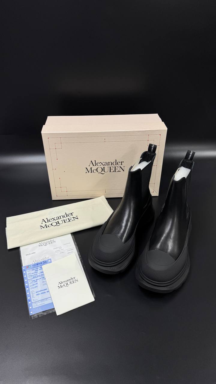 ALEXENDER MCQUEEN ČIZME