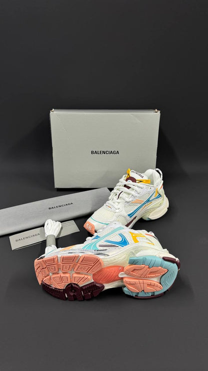BALENCIAGA PATIKE