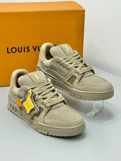 LOUIS VUITTON PATIKE