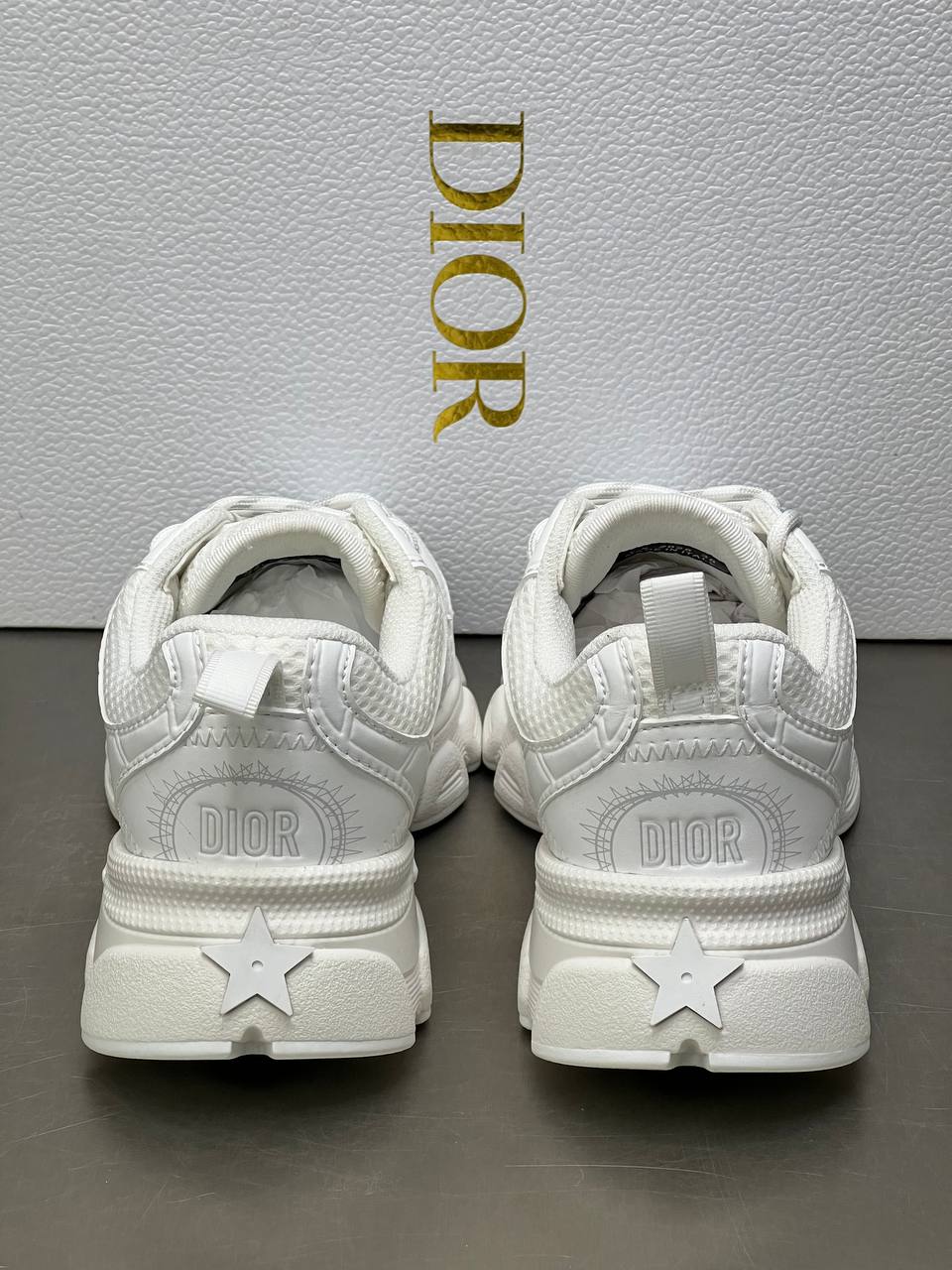 CHRISTIAN DIOR PATIKE