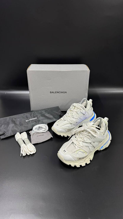 BALENCIAGA PATIKE