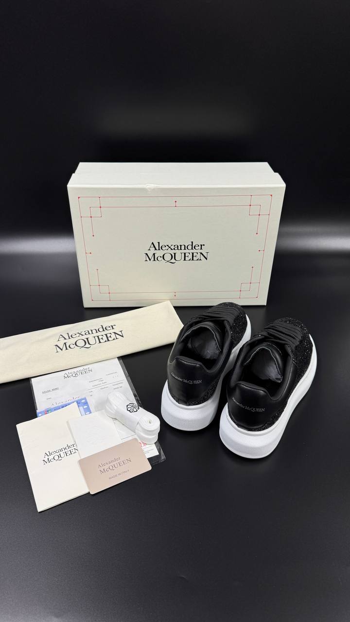 ALEXENDER MCQUEEN PATIKE