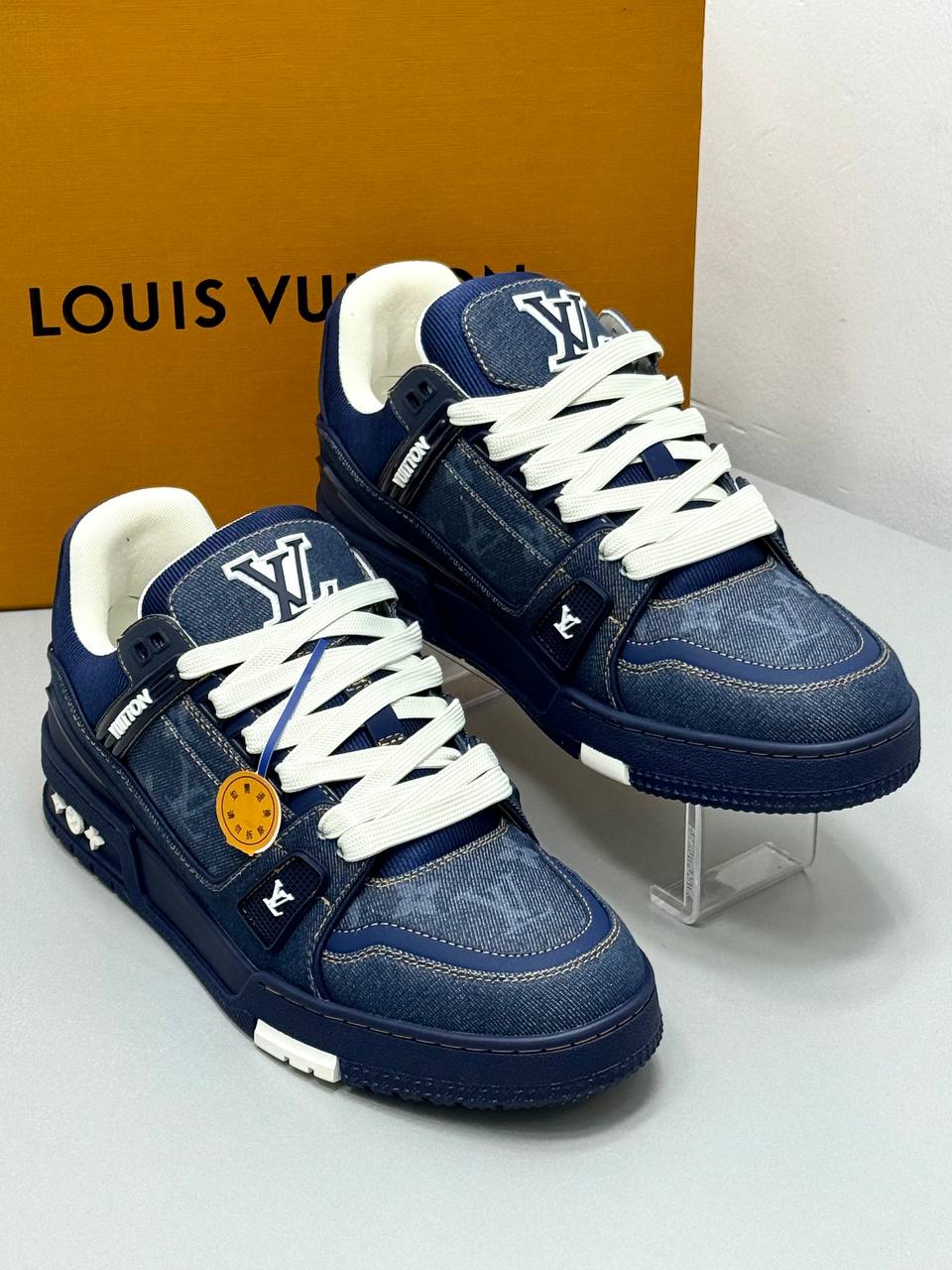 LOUIS VUITTON PATIKE