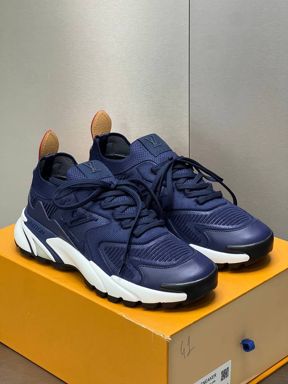 LOUIS VUITTON PATIKE