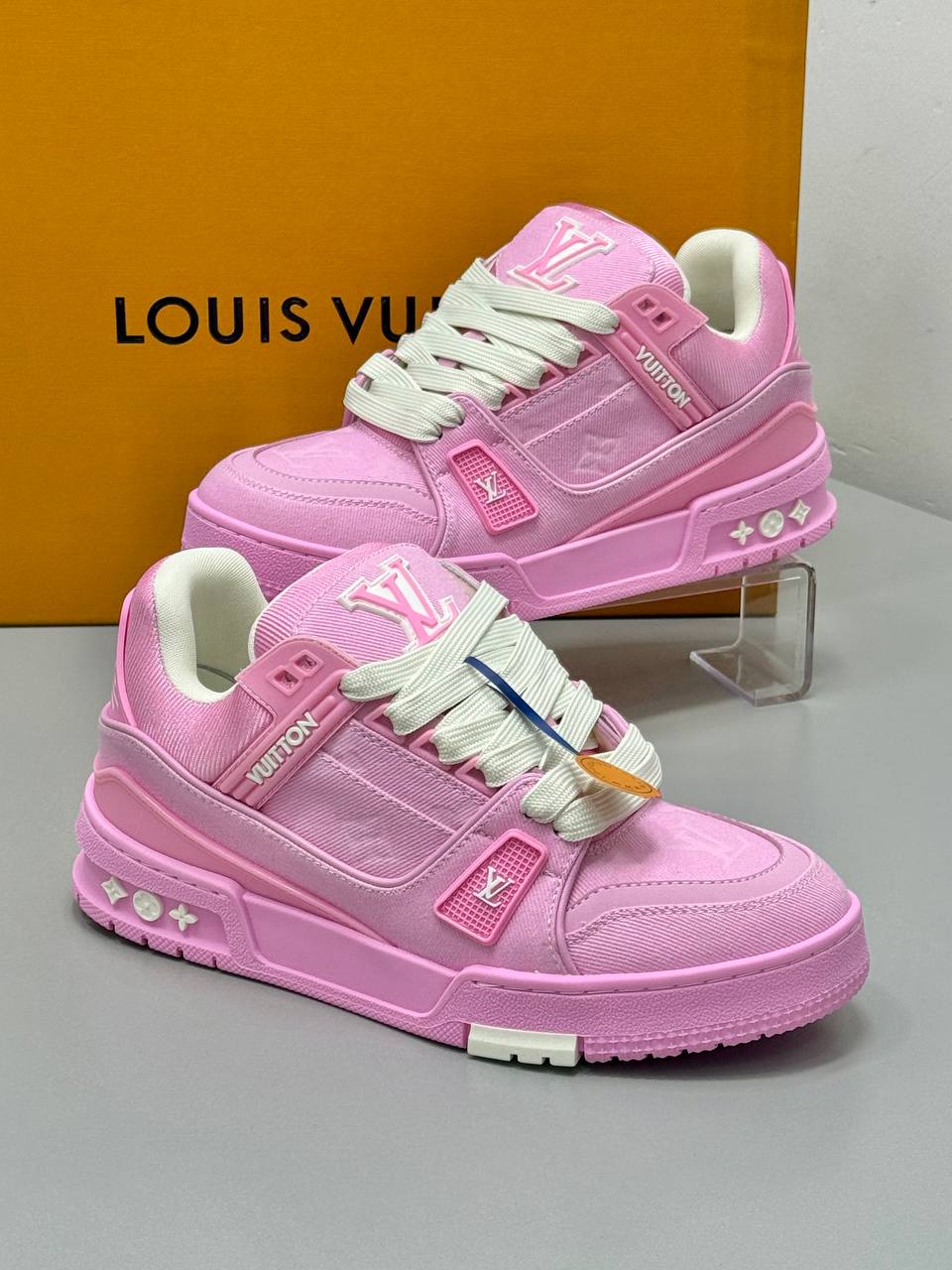 LOUIS VUITTON PATIKE