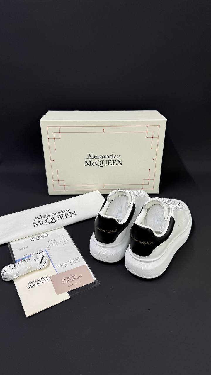 ALEXENDER MCQUEEN PATIKE