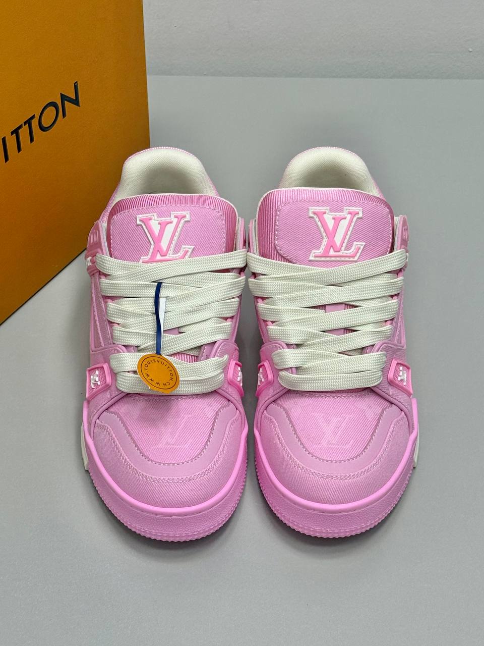 LOUIS VUITTON PATIKE