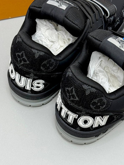 LOUIS VUITTON PATIKE