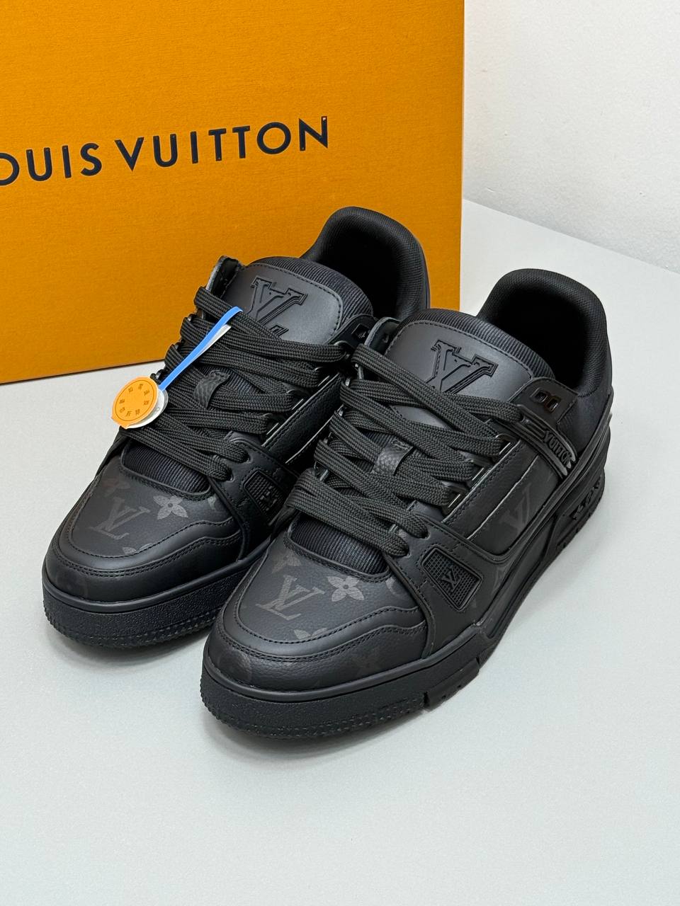 LOUIS VUITTON PATIKE
