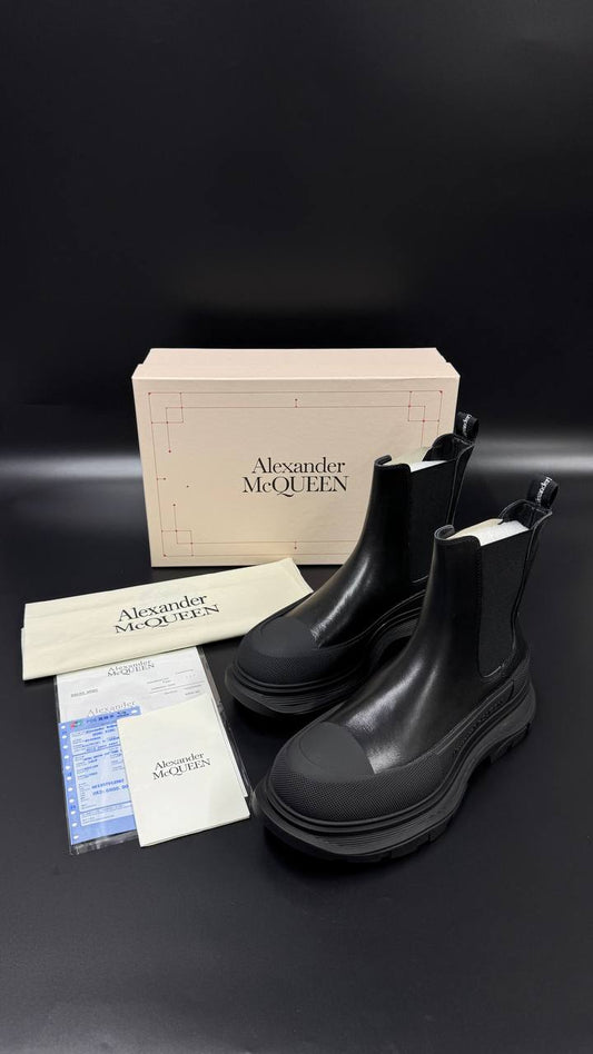 ALEXENDER MCQUEEN ČIZME