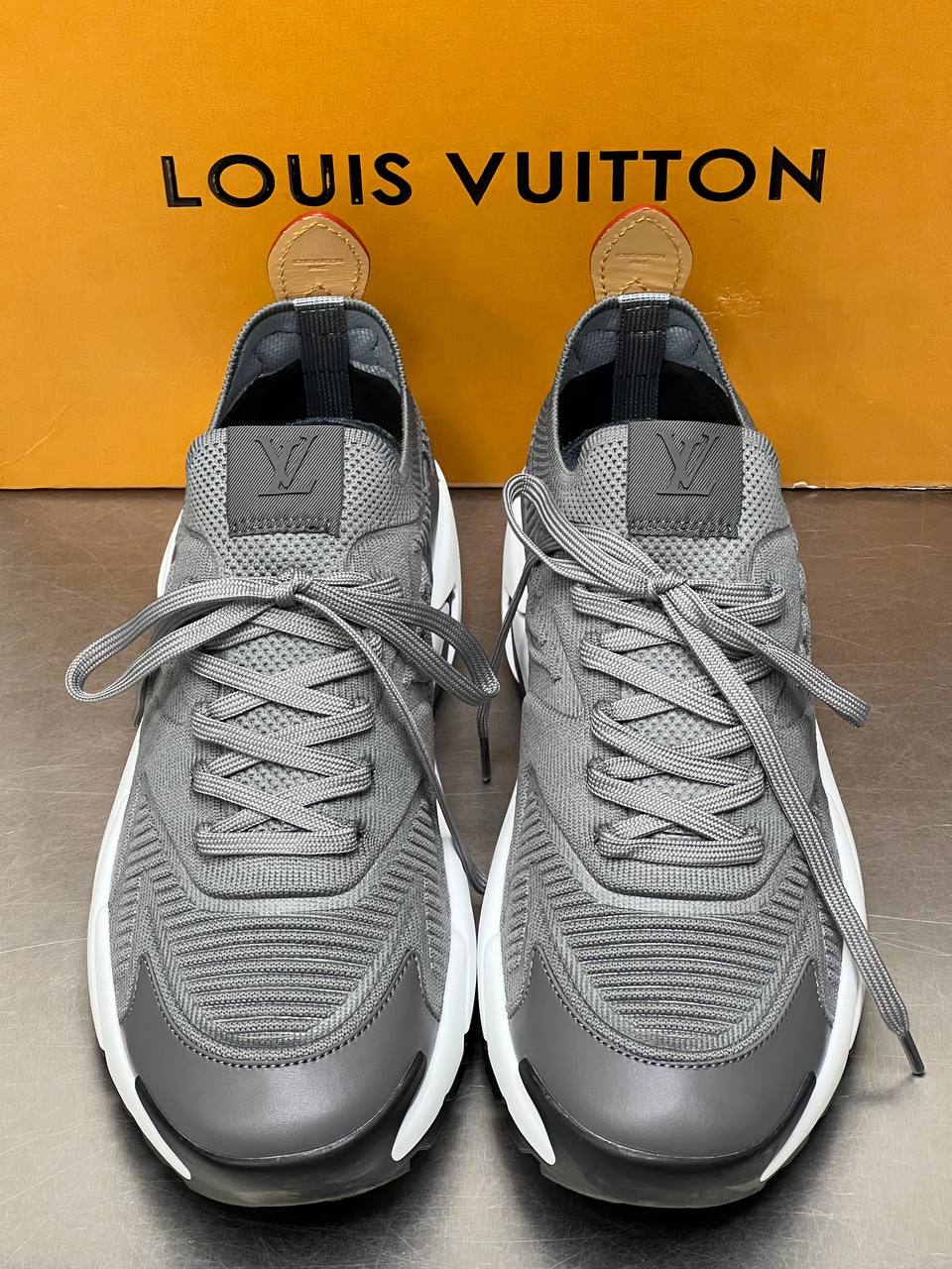 LOUIS VUITTON PATIKE