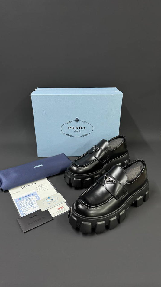 PRADA PATIKE