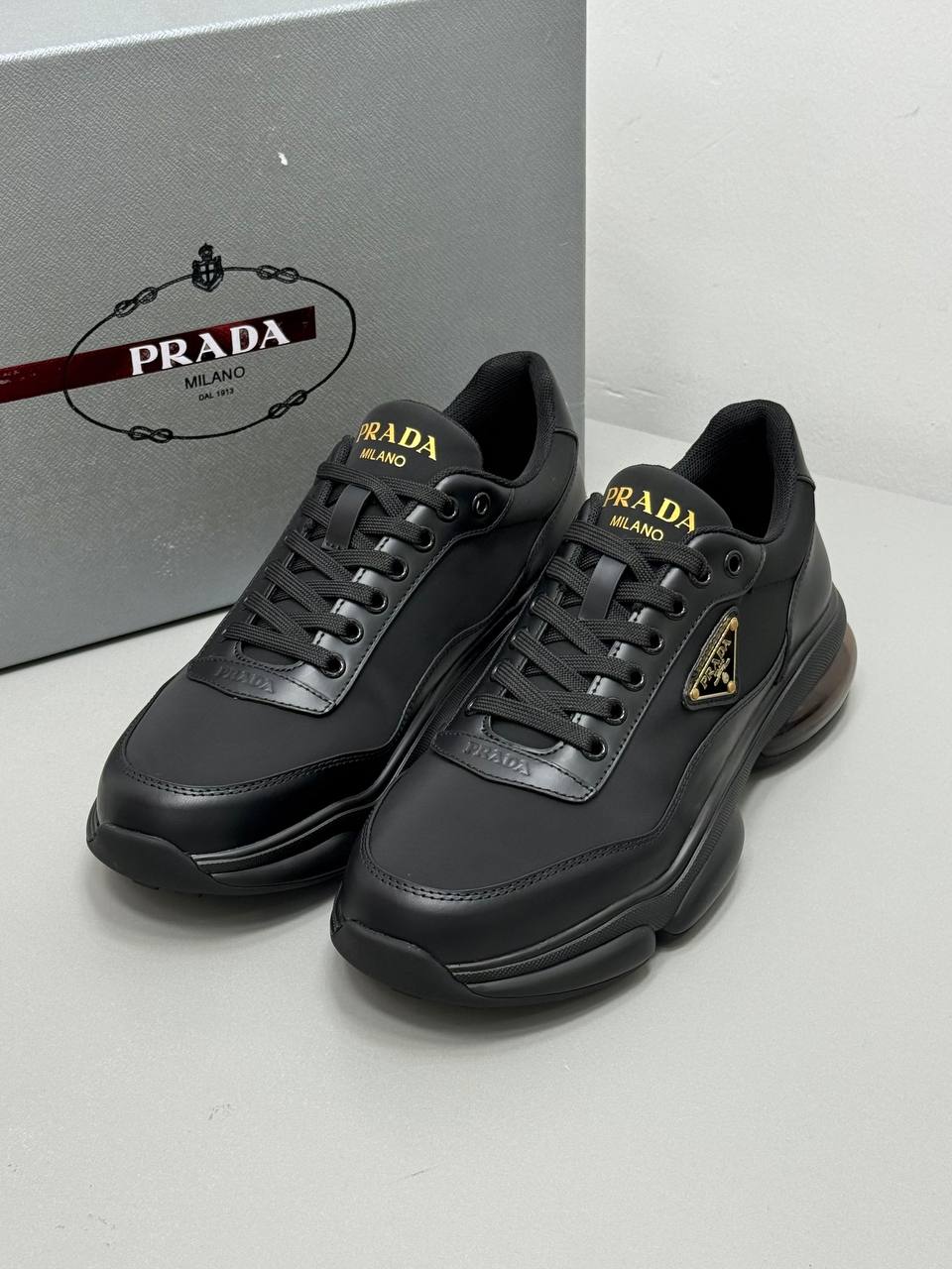 PRADA PATIKE